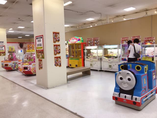 イオン栄町店のゲームコーナー